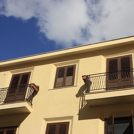 Apartamento Zisas Palermo Exterior foto