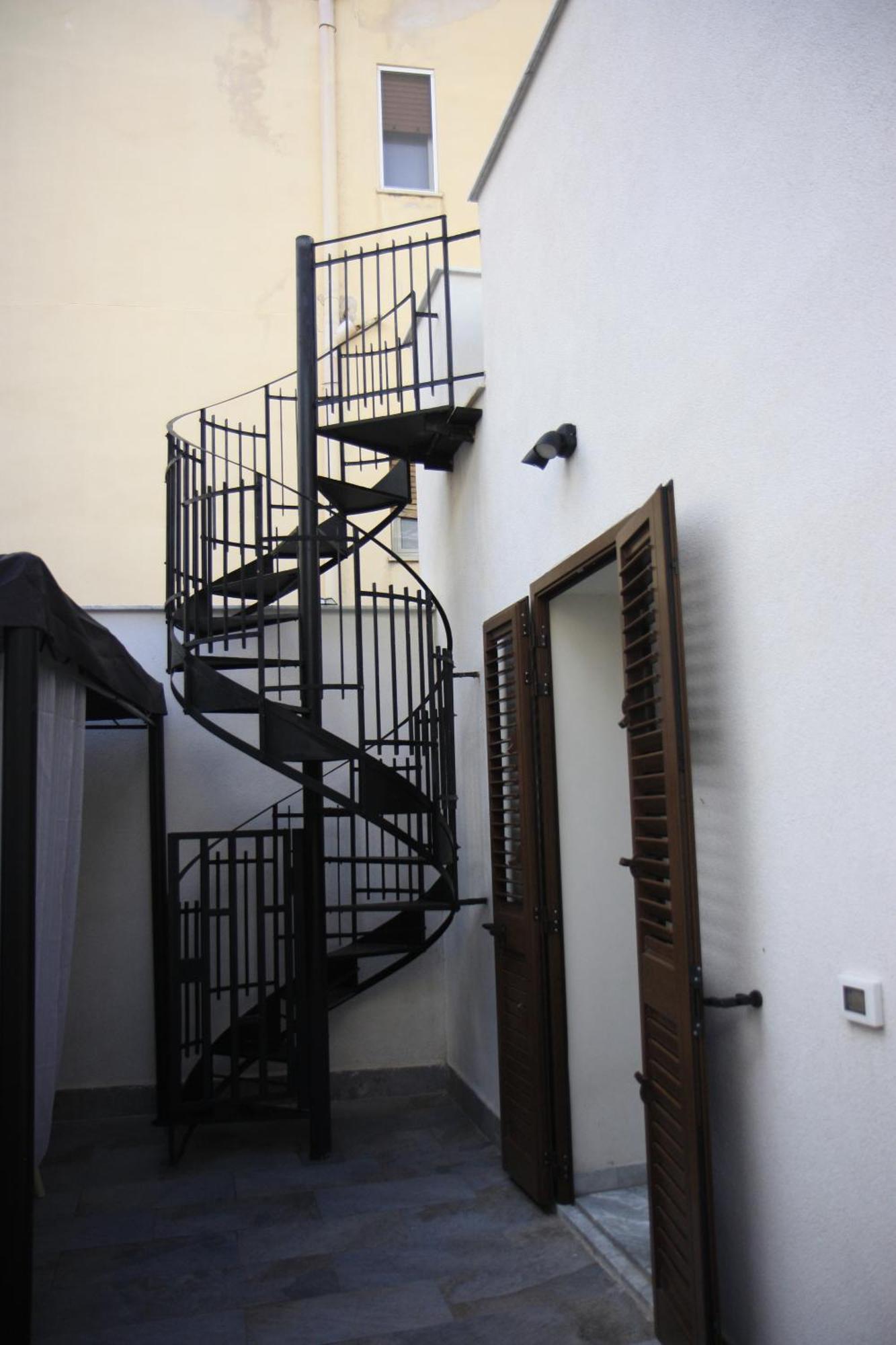 Apartamento Zisas Palermo Exterior foto